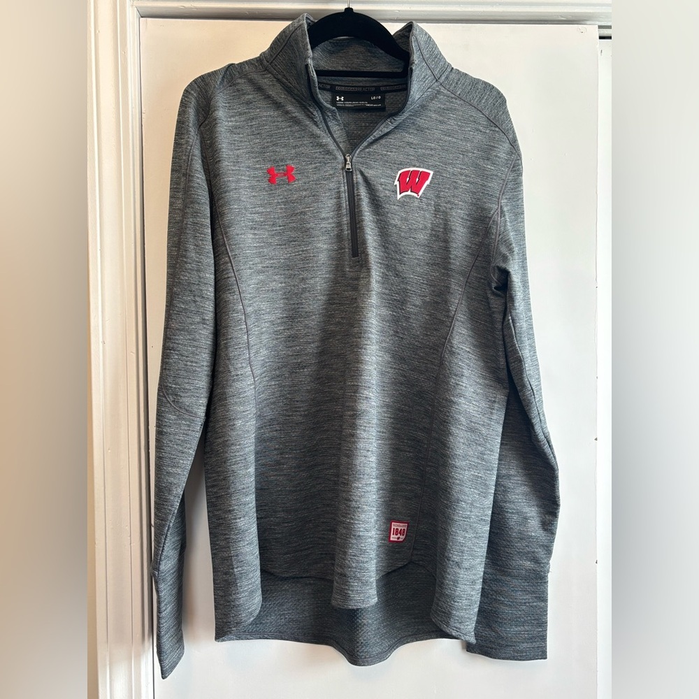 Wisconsin Badgers Under Armour Heathered Gray Zip-Up Sweater